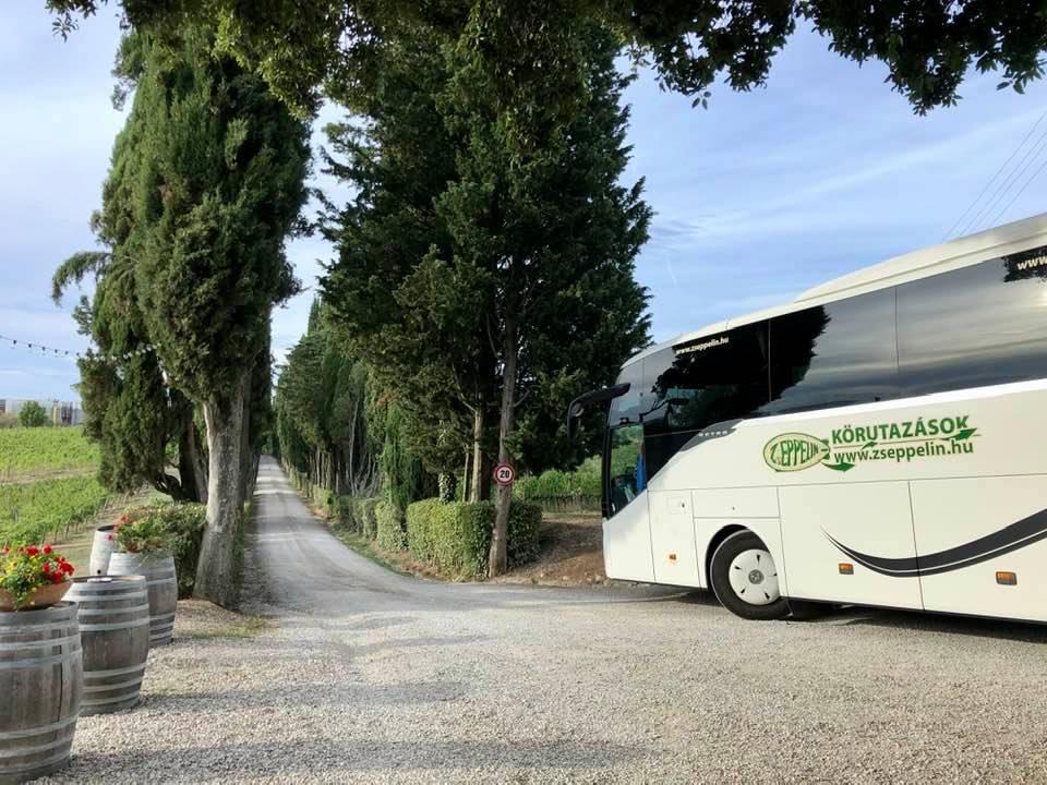 Z(s)eppelin tulajdonos: az infláció globális, mindenütt árat emeltek, de az utazási kedv töretlen