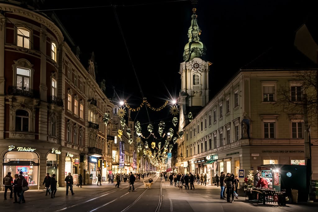 GRAZ ADVENTI HANGULATBAN  utazás ajánlat - Z(s)eppelin