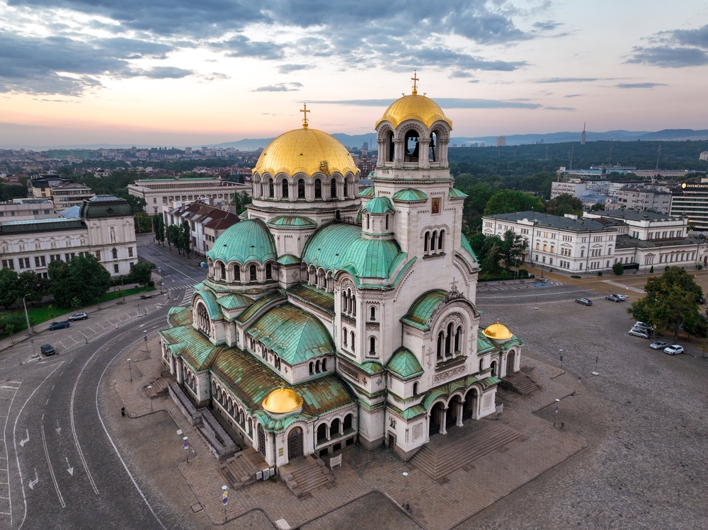 Ez a kép a szófiai Alekszandr Nyevszkij-székesegyházat ábrázolja.
