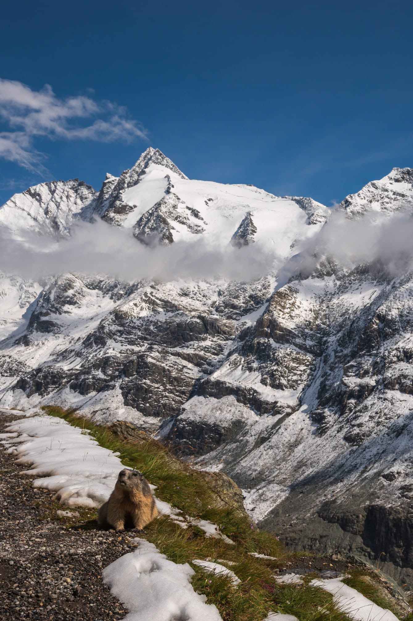 A képen az osztrák Grossglockner hegycsúcs látható. - Z(s)eppelin utazás